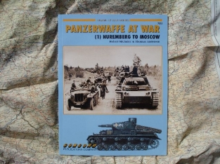 CO.7013  Panzerwaffe at War deel 1 
